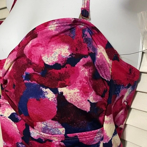 Calvin Klein tankini Top! - Picture 8 of 12